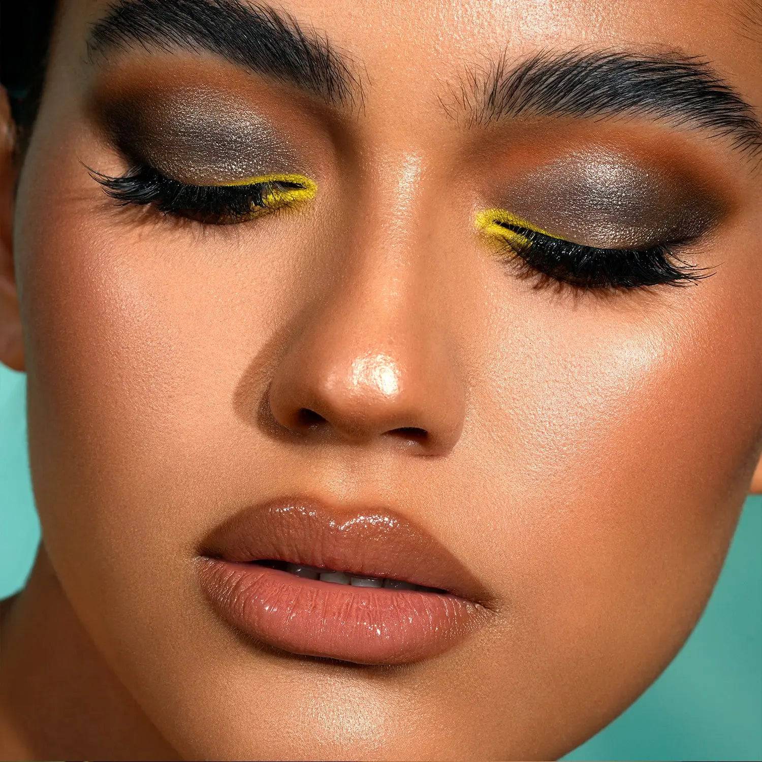 YUCCA eyeshadow - Image 7